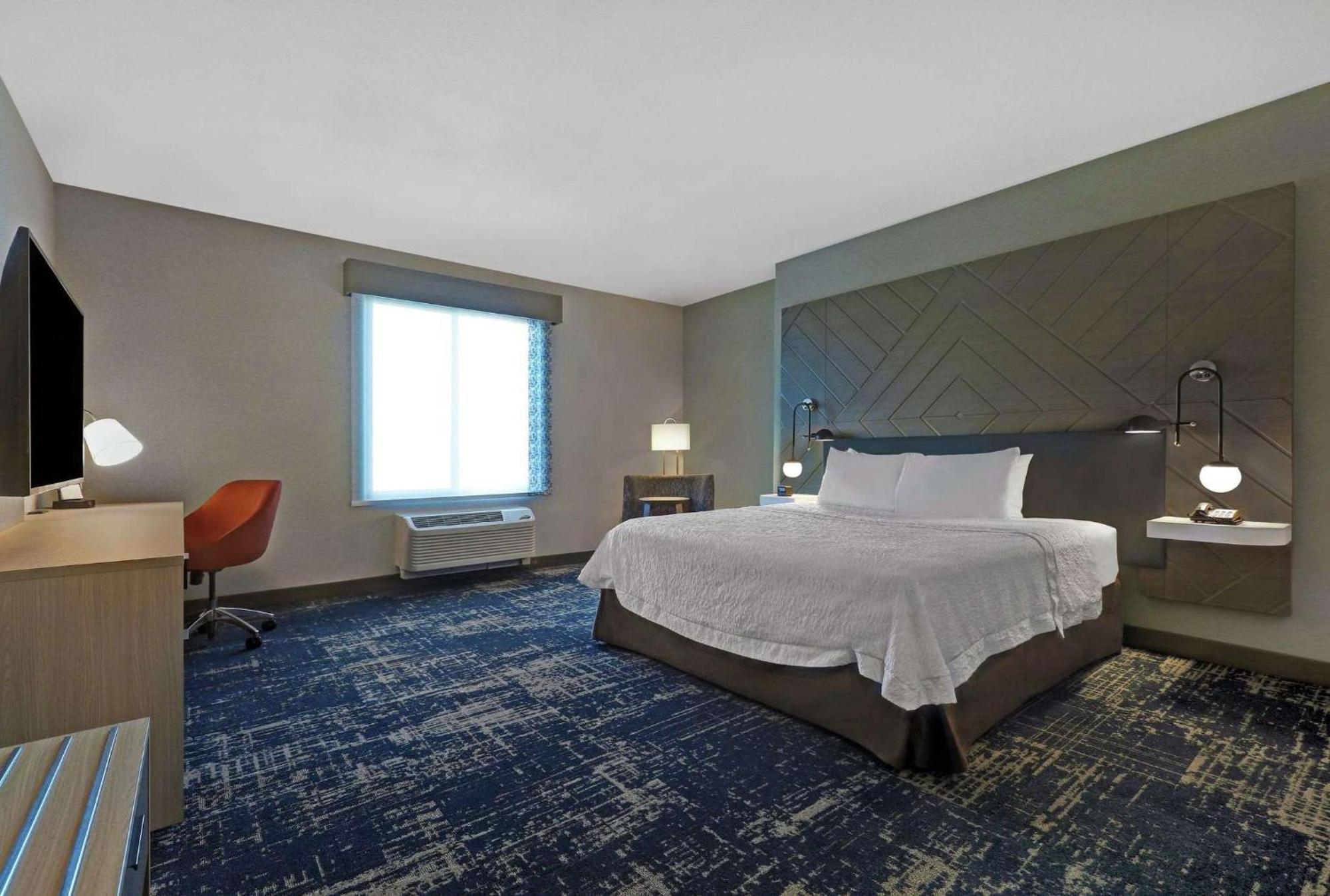 Hampton Patterson, Ca 3*