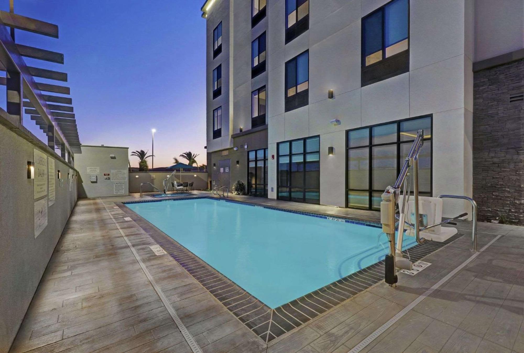 Hampton Patterson, Ca 3* Patterson